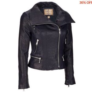 Wilson’s Leather jacket, black, size XS.
